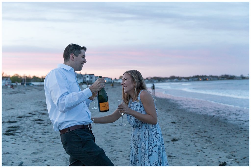 Seacoast, NH engagement photos at Jenness Beach in Rye, NH, photography by halie.
