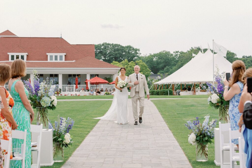Outdoor wedding ceremony at Wentworth by the Sea
