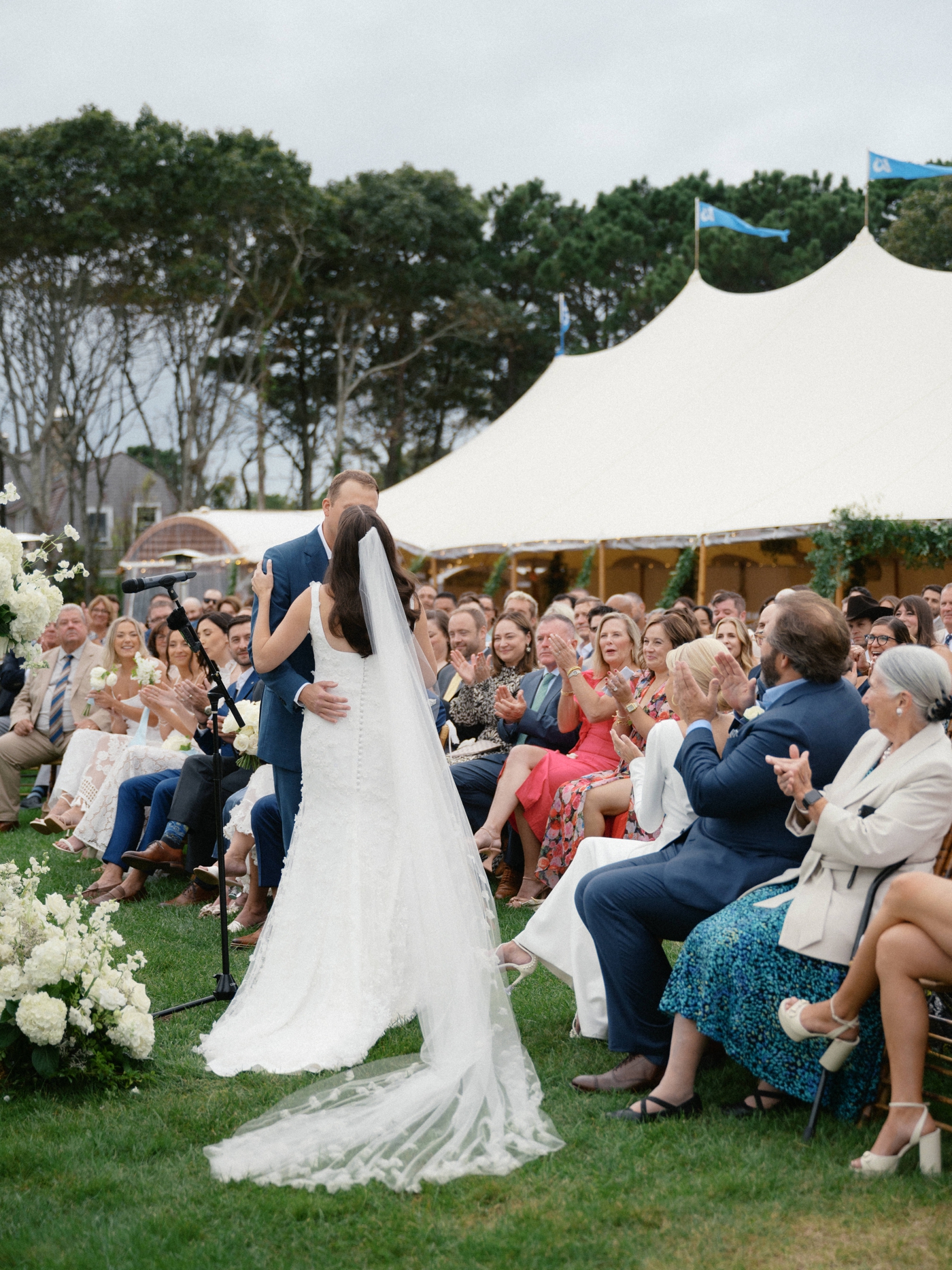 Outdoor wedding ceremony at the Wianno Club